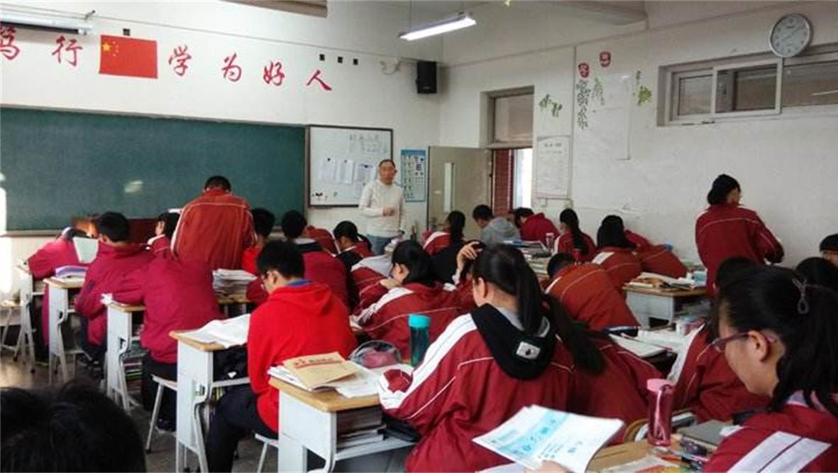 藝術(shù)高中學(xué)校學(xué)生復(fù)興